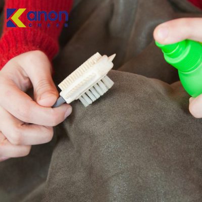 پاک کردن چسب قطره ای از مو