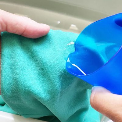 پاک کردن چسب حرارتی از لباس