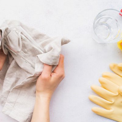 پاک کردن چسب حرارتی از لباس